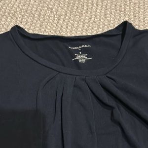 Banana republic navy blue long sleeve shirt with ruched front detail